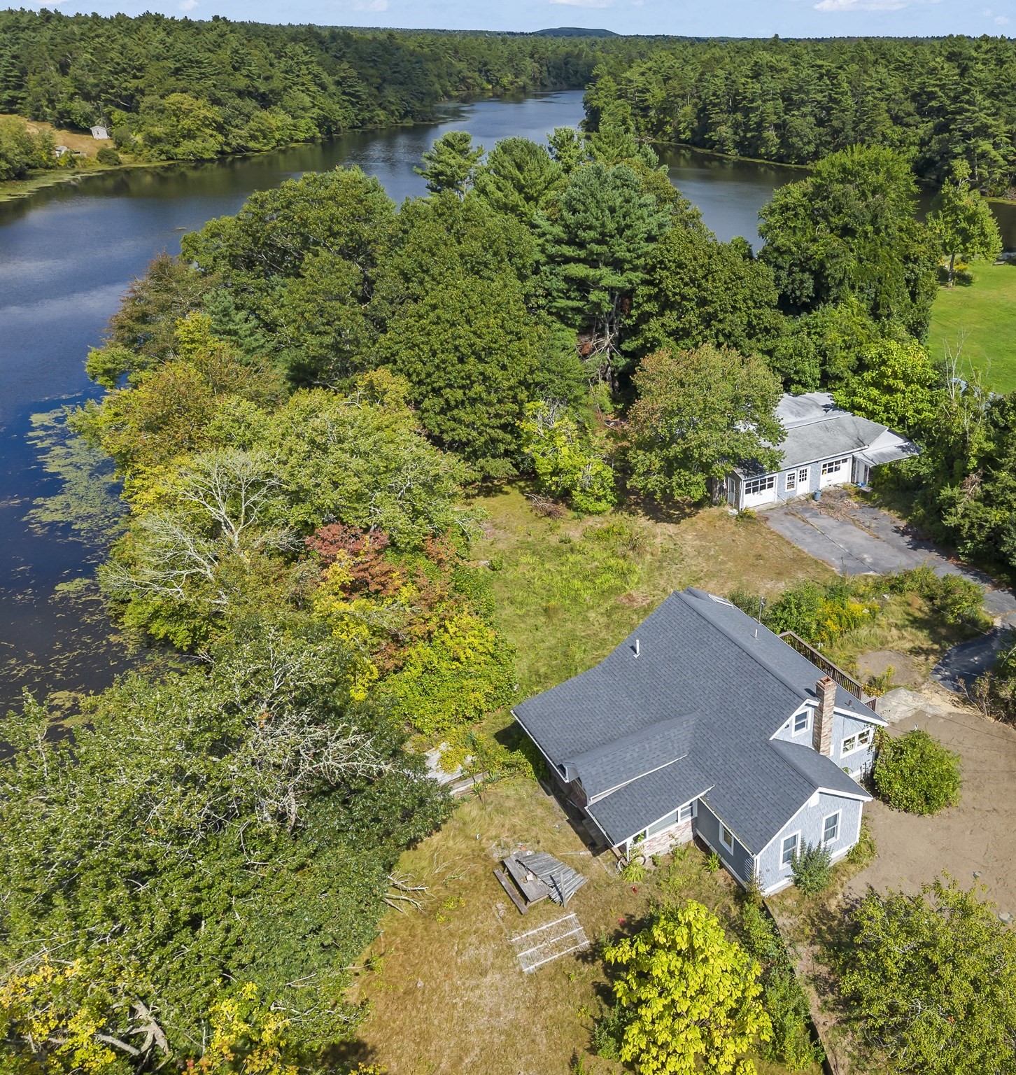 3-bed Single Family at 2576 Cranberry Hwy, Wareham