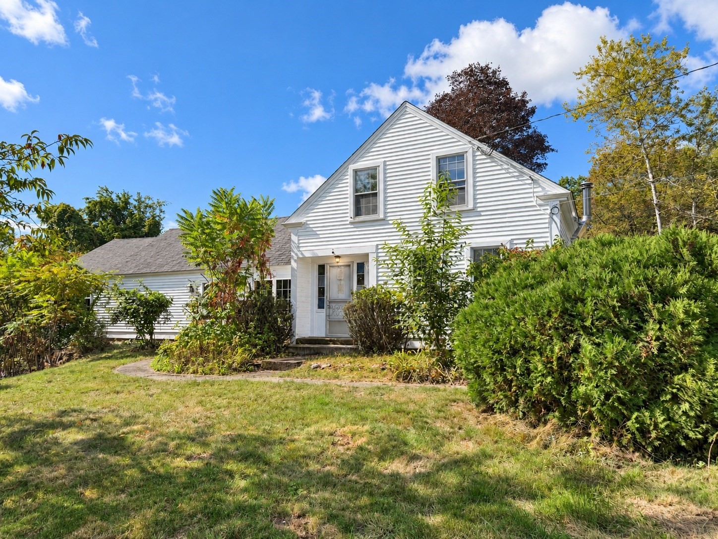 3-bed Single Family at 137 Damon Rd, Ashby
