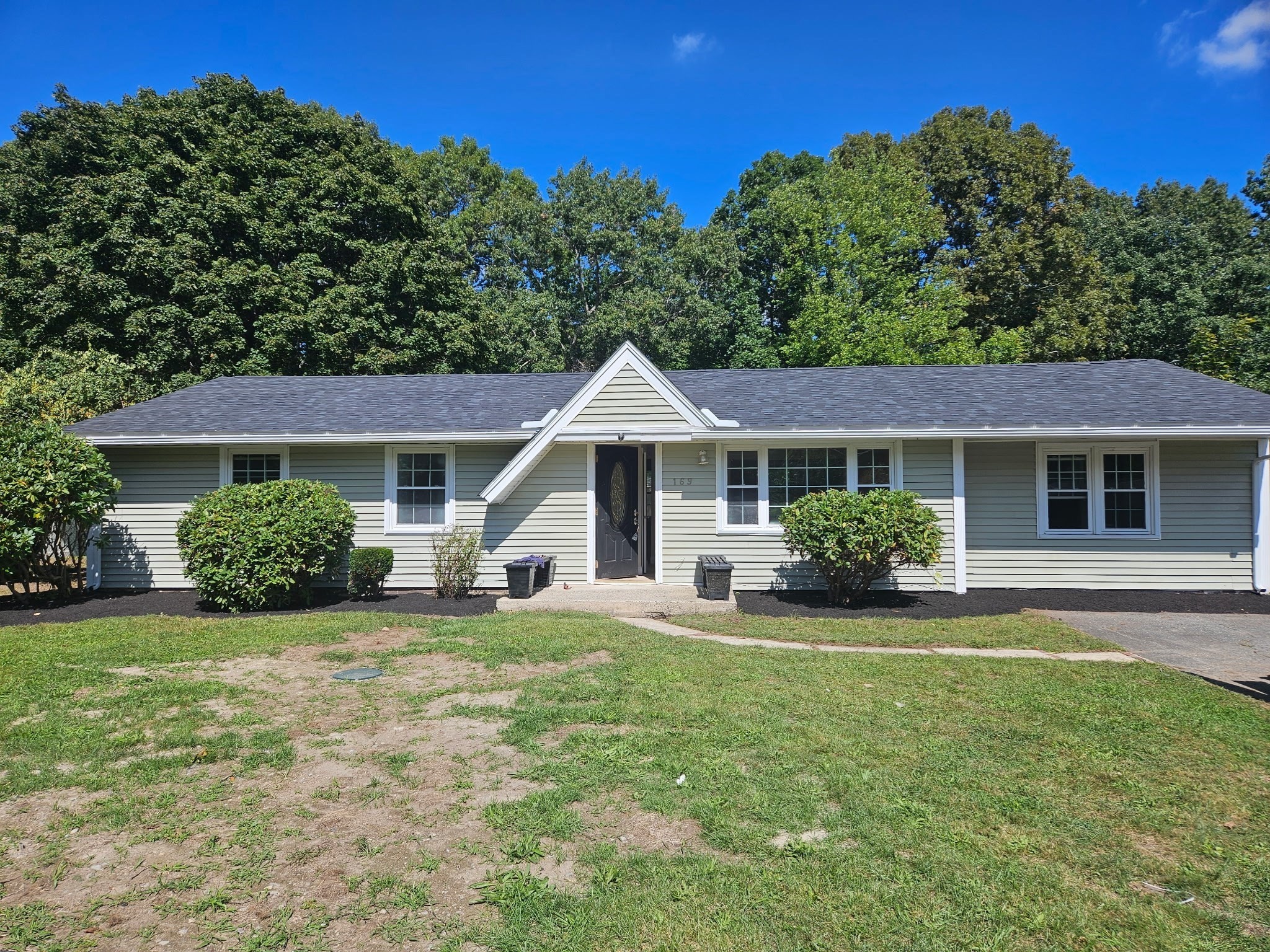 3-bed Single Family at 169 Powderhorn Dr., Taunton
