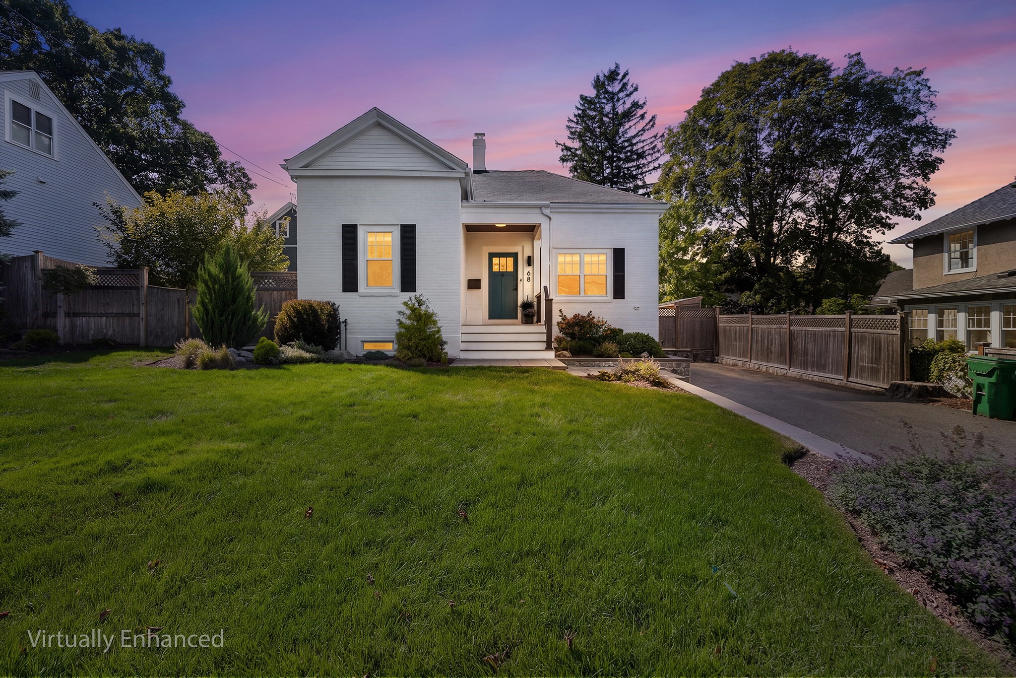 Casa Unifamiliar de 4 habitaciones en 68 Terrace Rd, Medford