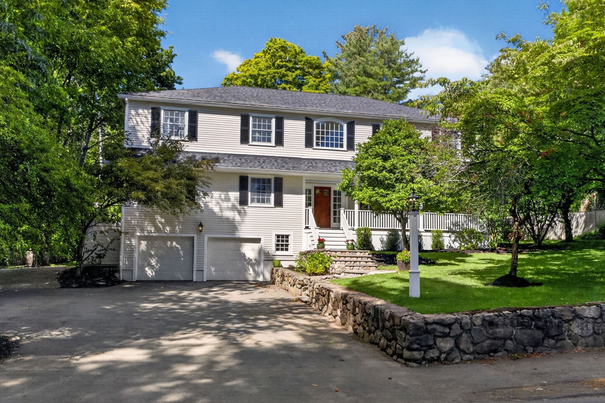 Casa Unifamiliar de 6 quartos em 118 Benvenue St, Wellesley