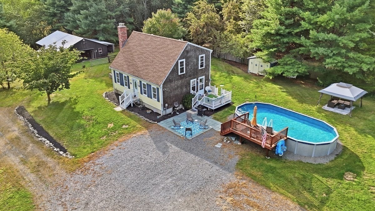 3-bed Single Family at 40 Forest Street, Carver