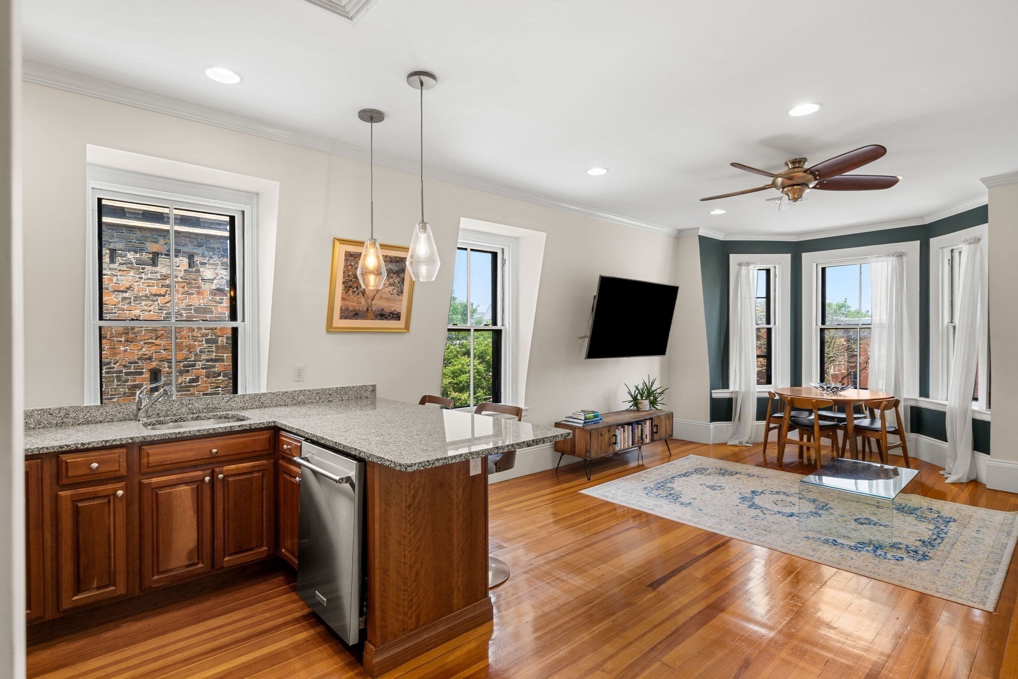 Condominio de 1 habitaciones en 400 Broadway # 7, Somerville