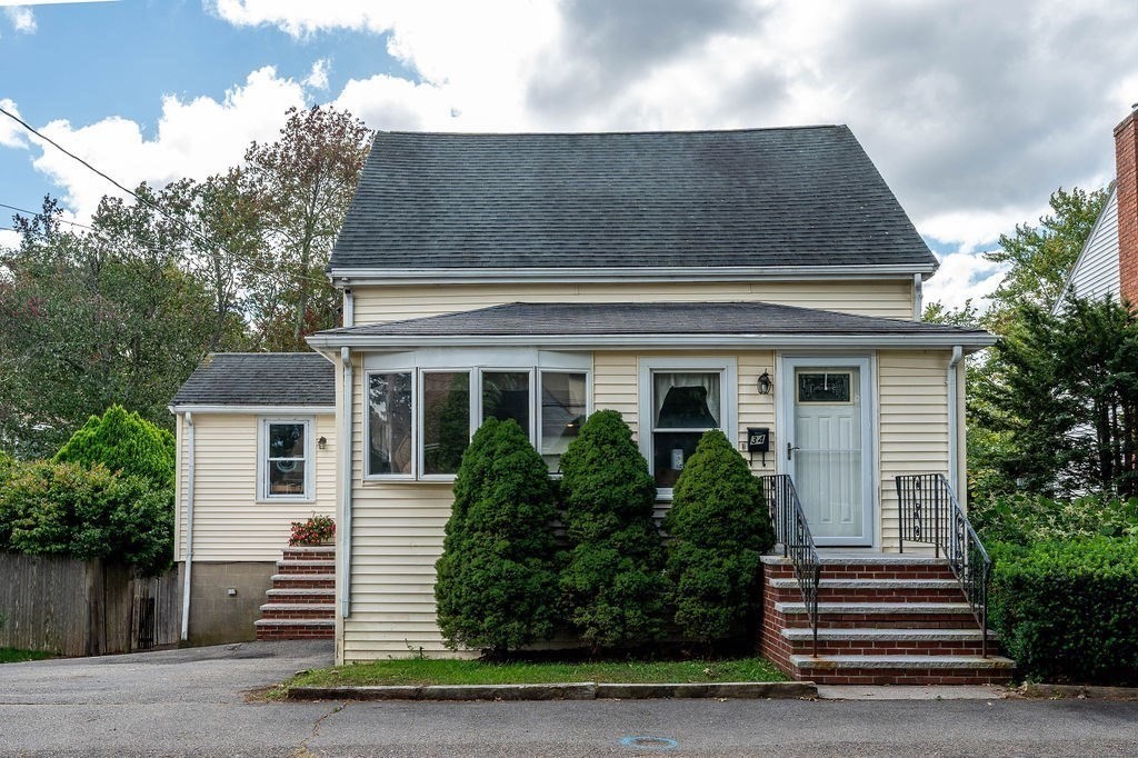 3-bed Single Family at 34 Trenton Road, Dedham