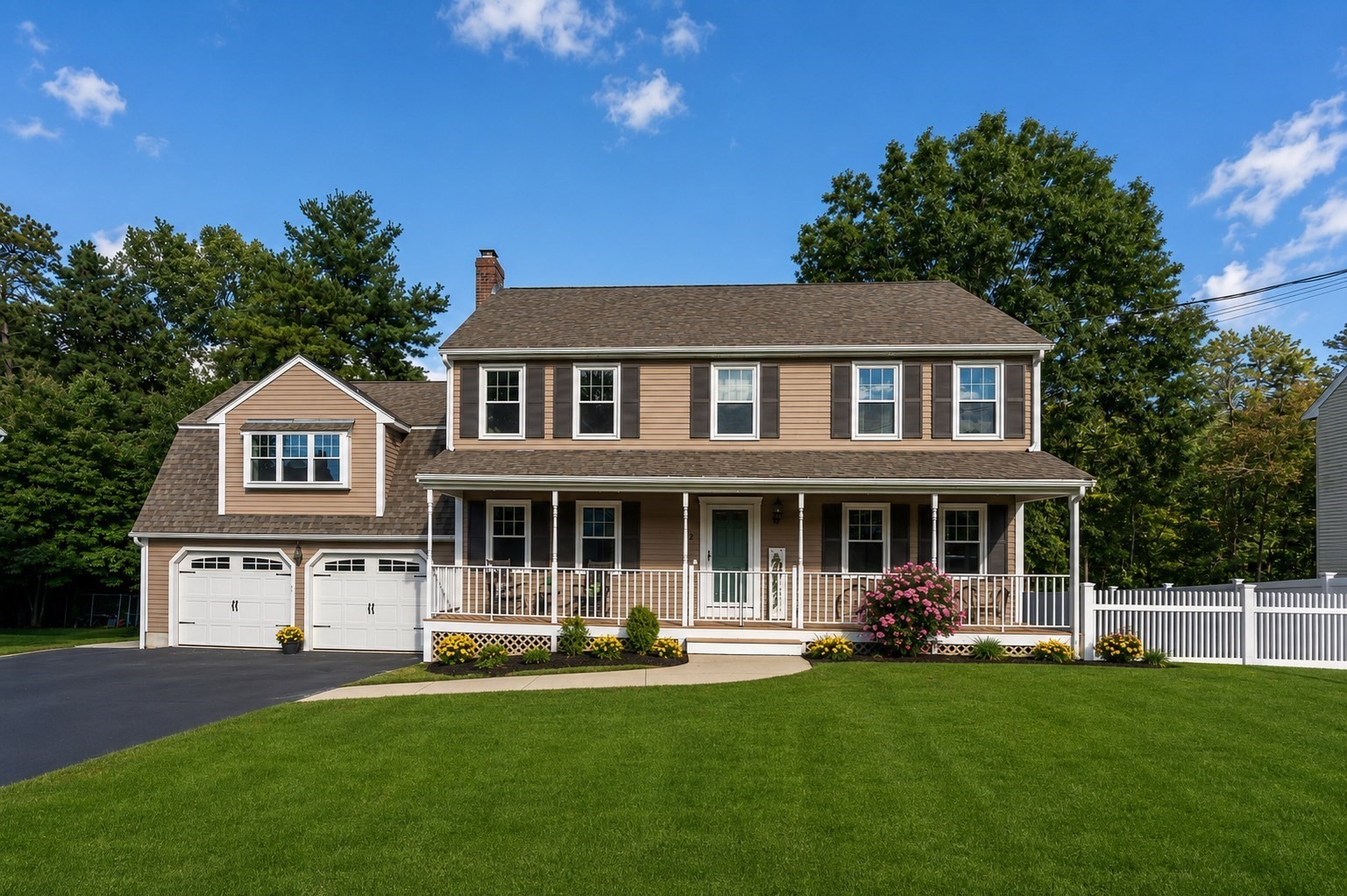 5-bed Single Family at 12 Fortune Drive, Norwood