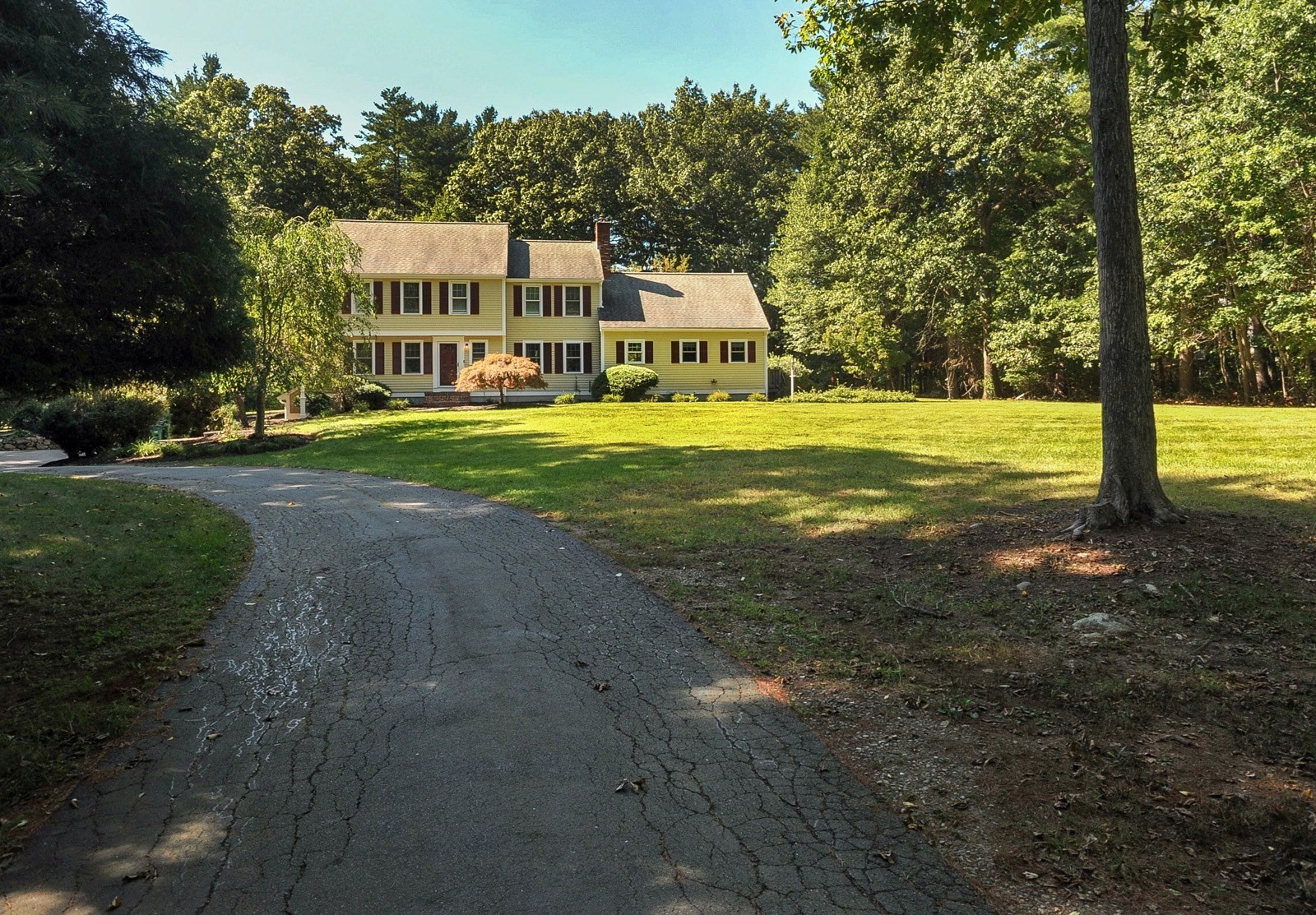 6-bed Single Family at 41 Misty Meadow Rd, Pembroke