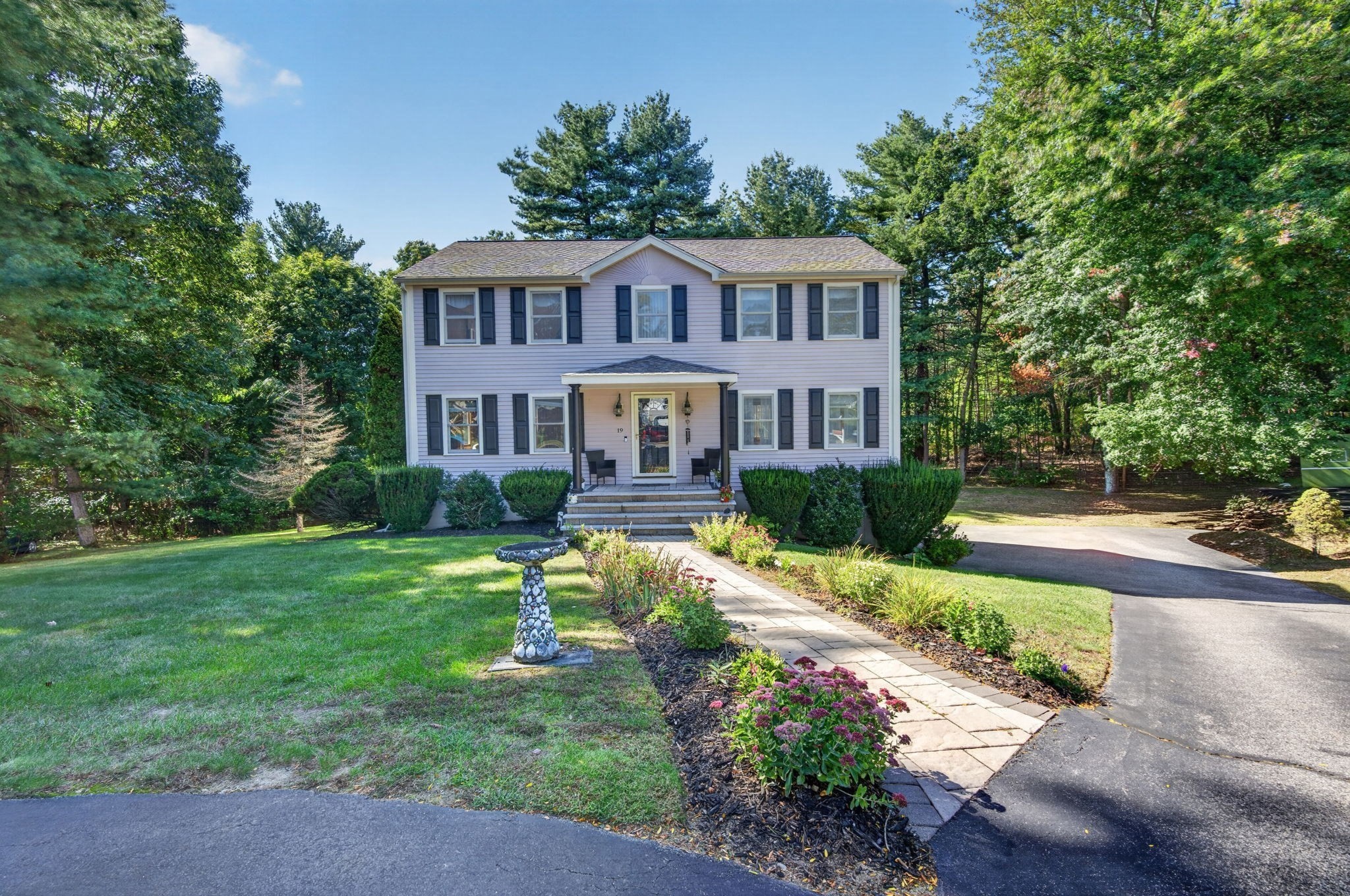4-bed Single Family at 19 Kristyn Ln, North Reading