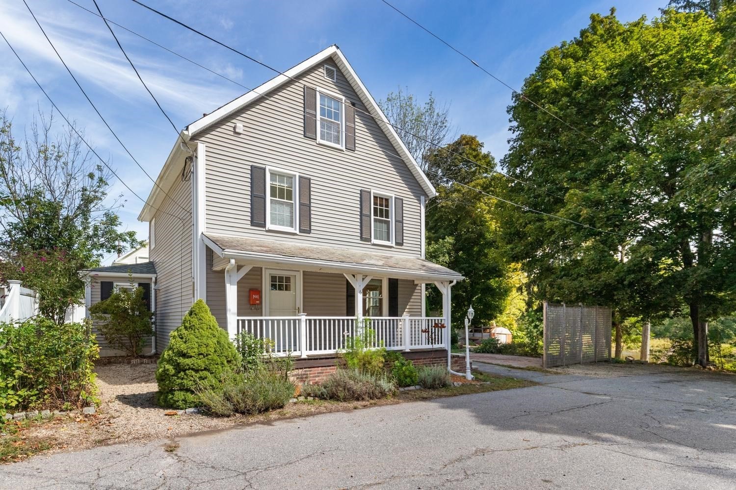 3-bed Single Family at 6 6th Street, Ipswich