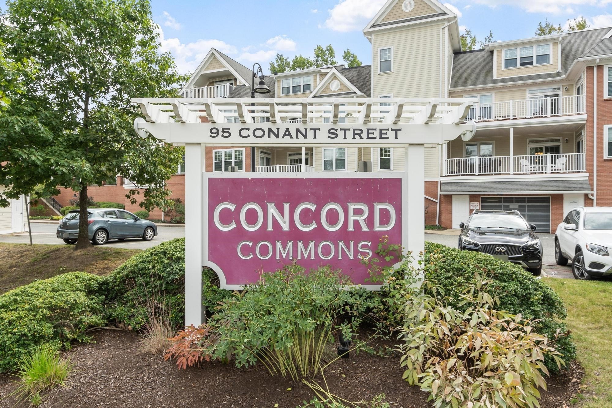 2-bed Condo at 95 Conant St # 214, Concord