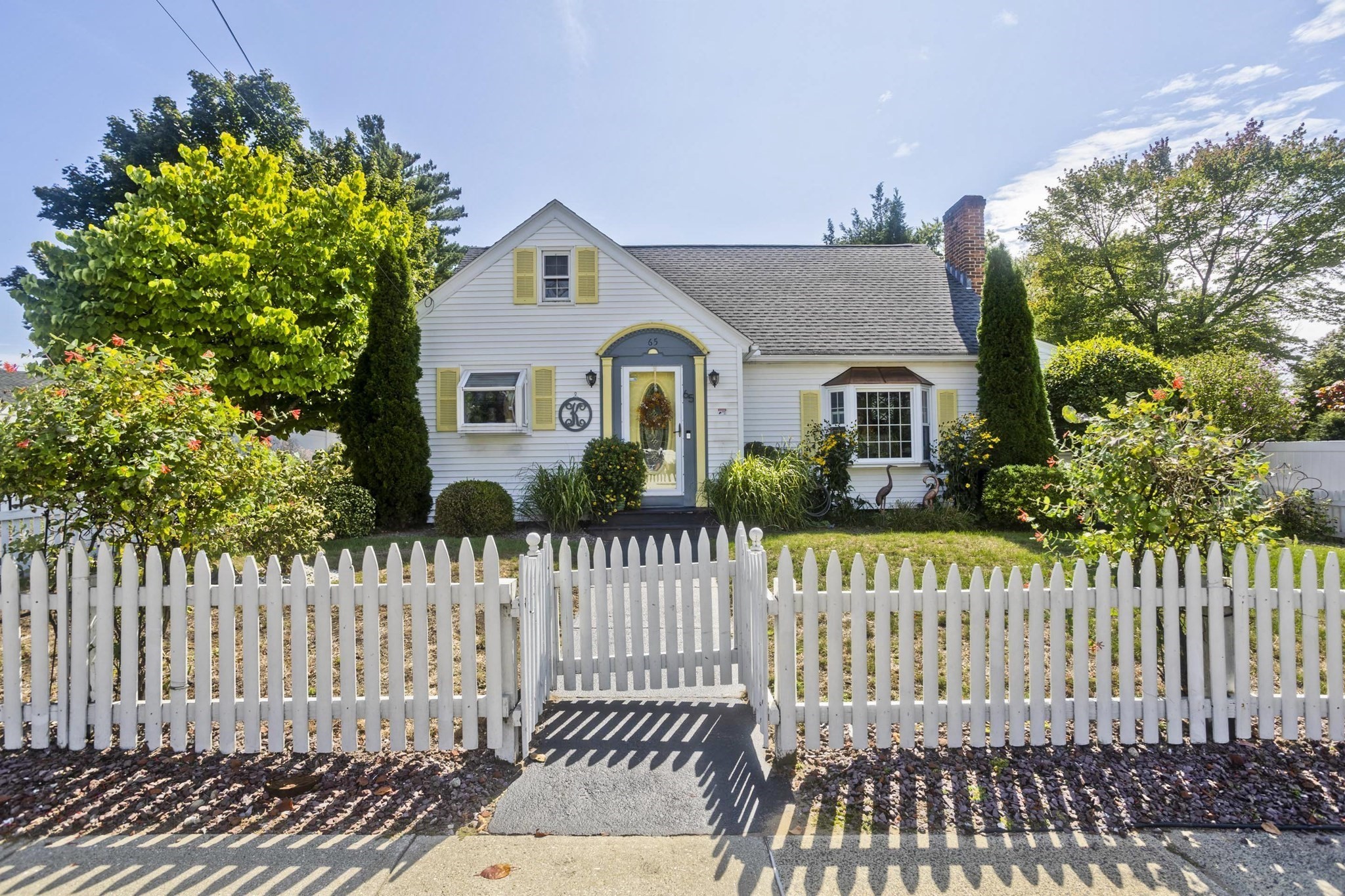 3-bed Single Family at 65 Beauchamp Terr., Chicopee