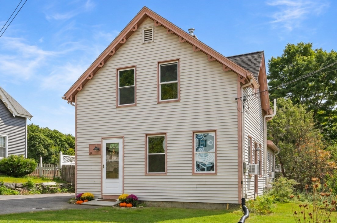 3-bed Single Family at 12 Brightside St, Millbury