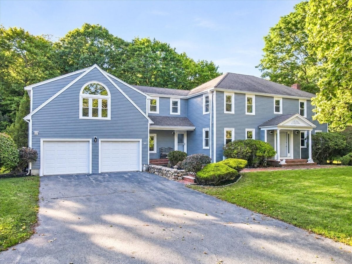 5-bed Single Family at 113 Chief Justice Cushing Highway, Scituate