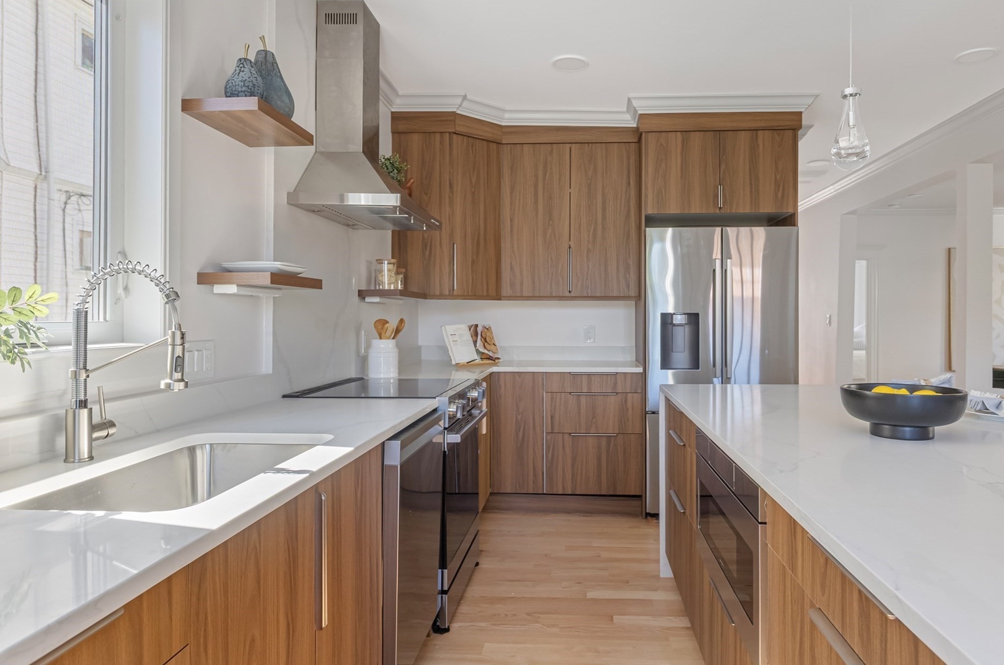 Condominio de 3 habitaciones en 85 Kenmere # 1, Medford