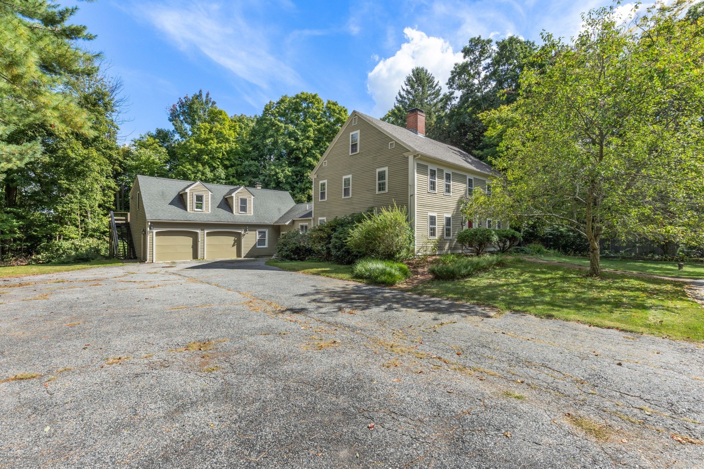 Casa Unifamiliar de 5 habitaciones en 609 Oxford St  S, Auburn