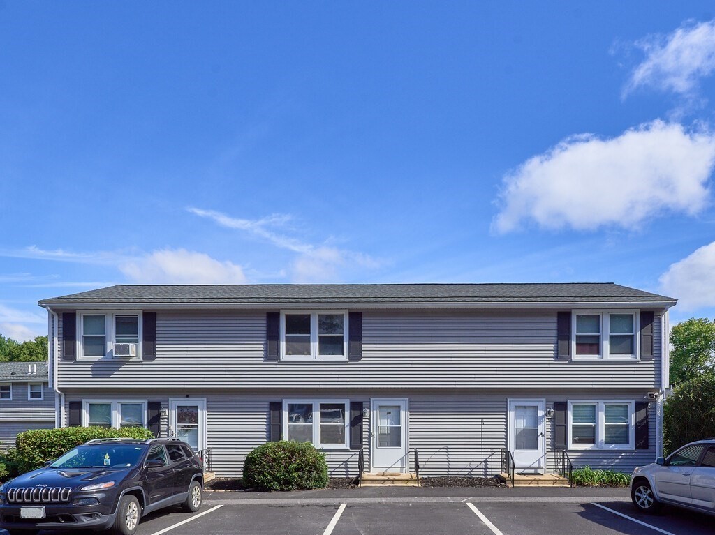 Condominio de 2 habitaciones en 270 Sunderland Rd # 40, Worcester