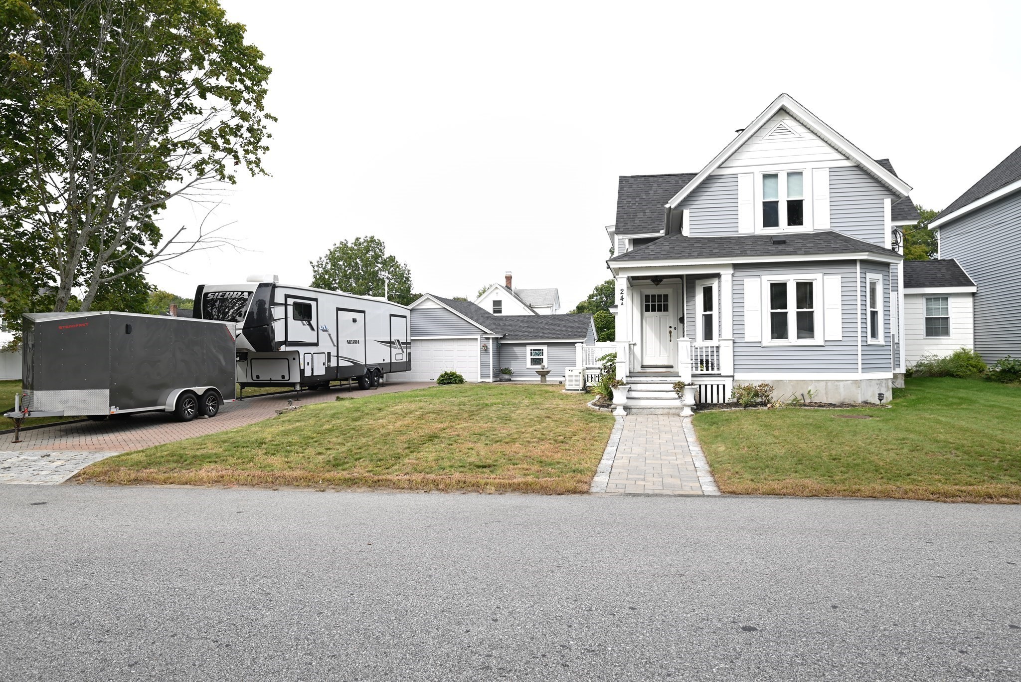 4-bed Single Family at 24 Brouilette St # 24, Chelmsford
