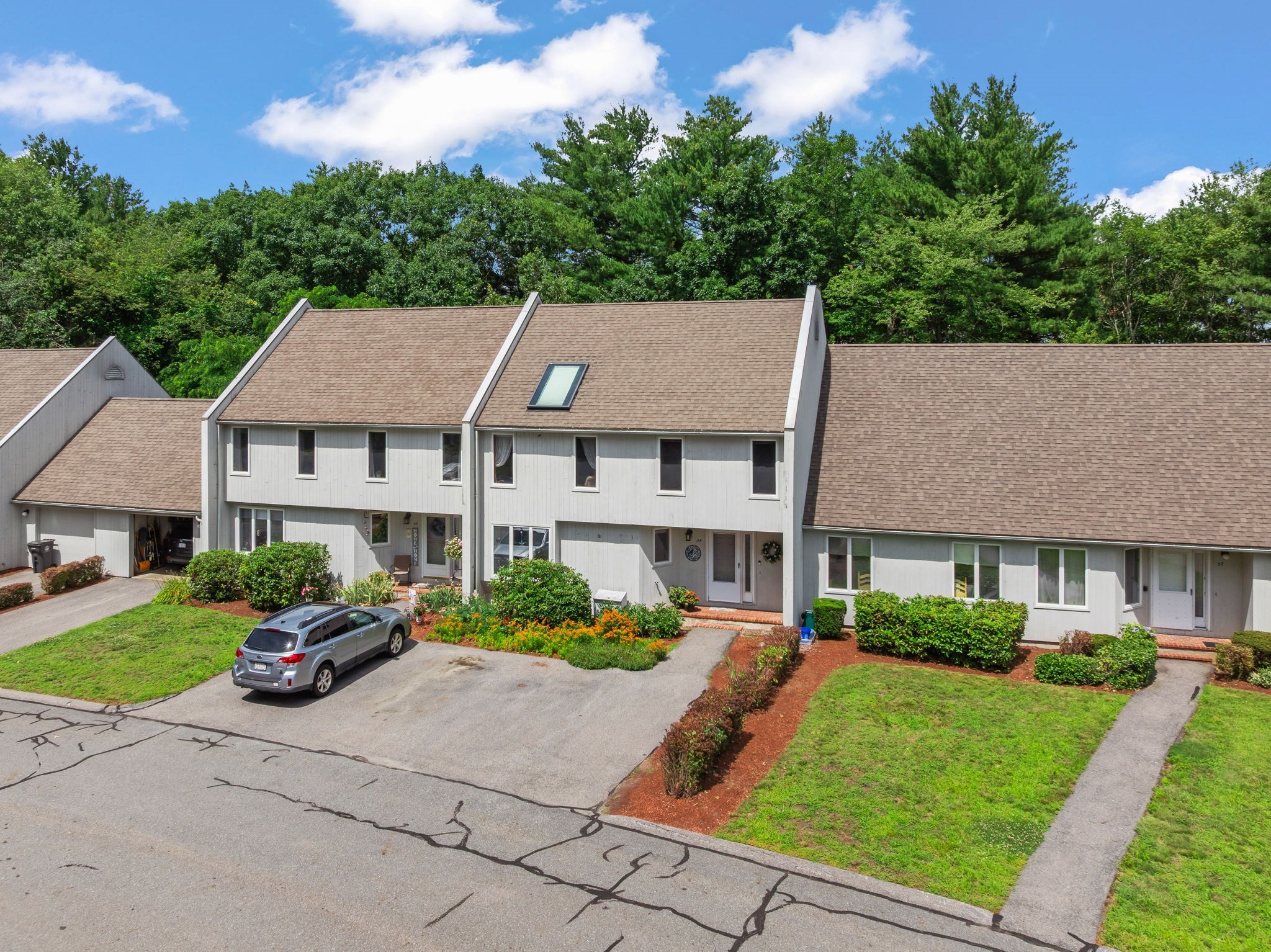 3-bed Single Family at 38 Woodland Park Dr # 38, Haverhill