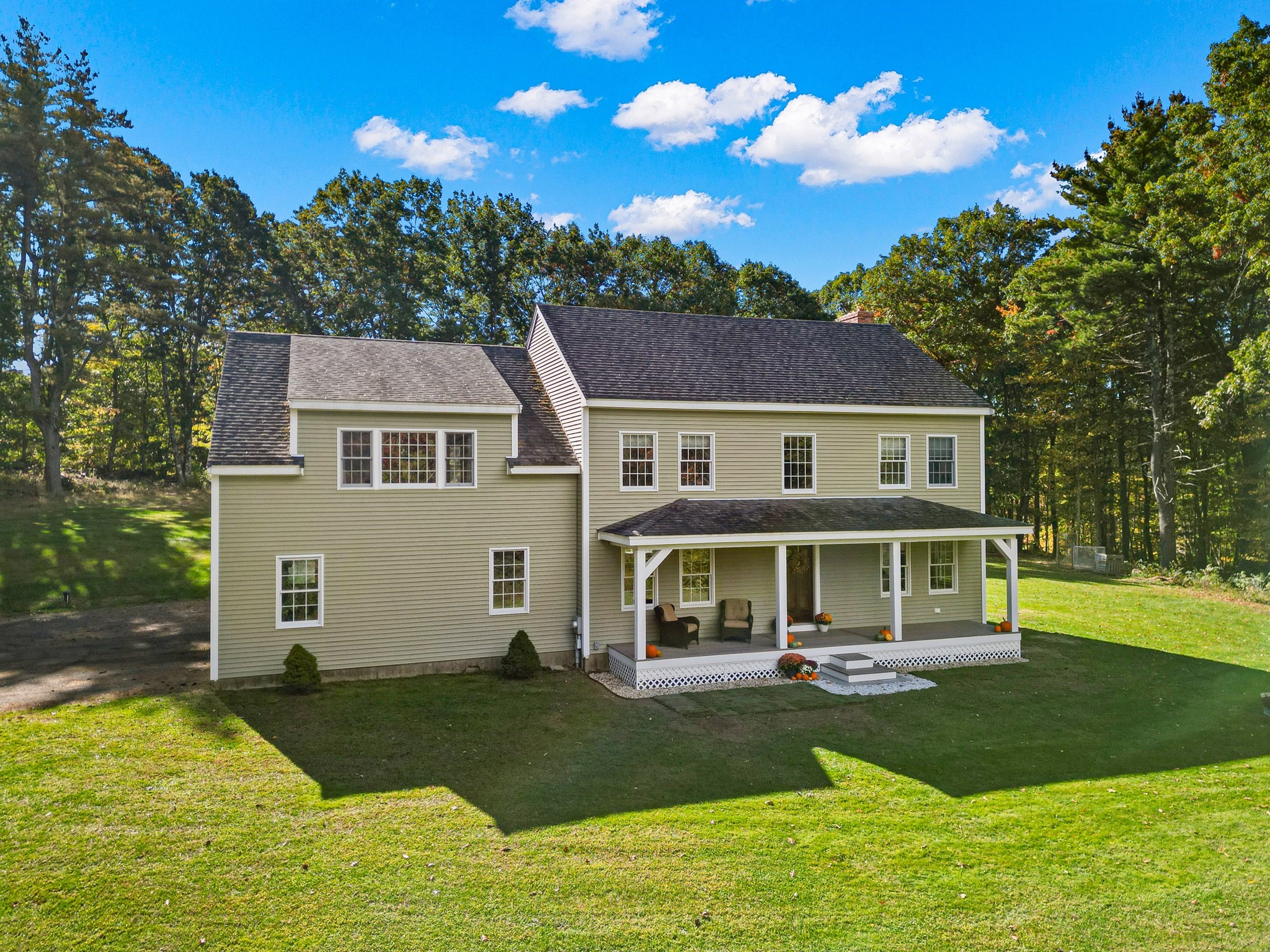 3-bed Single Family at 33 Archelaus Pl, West Newbury