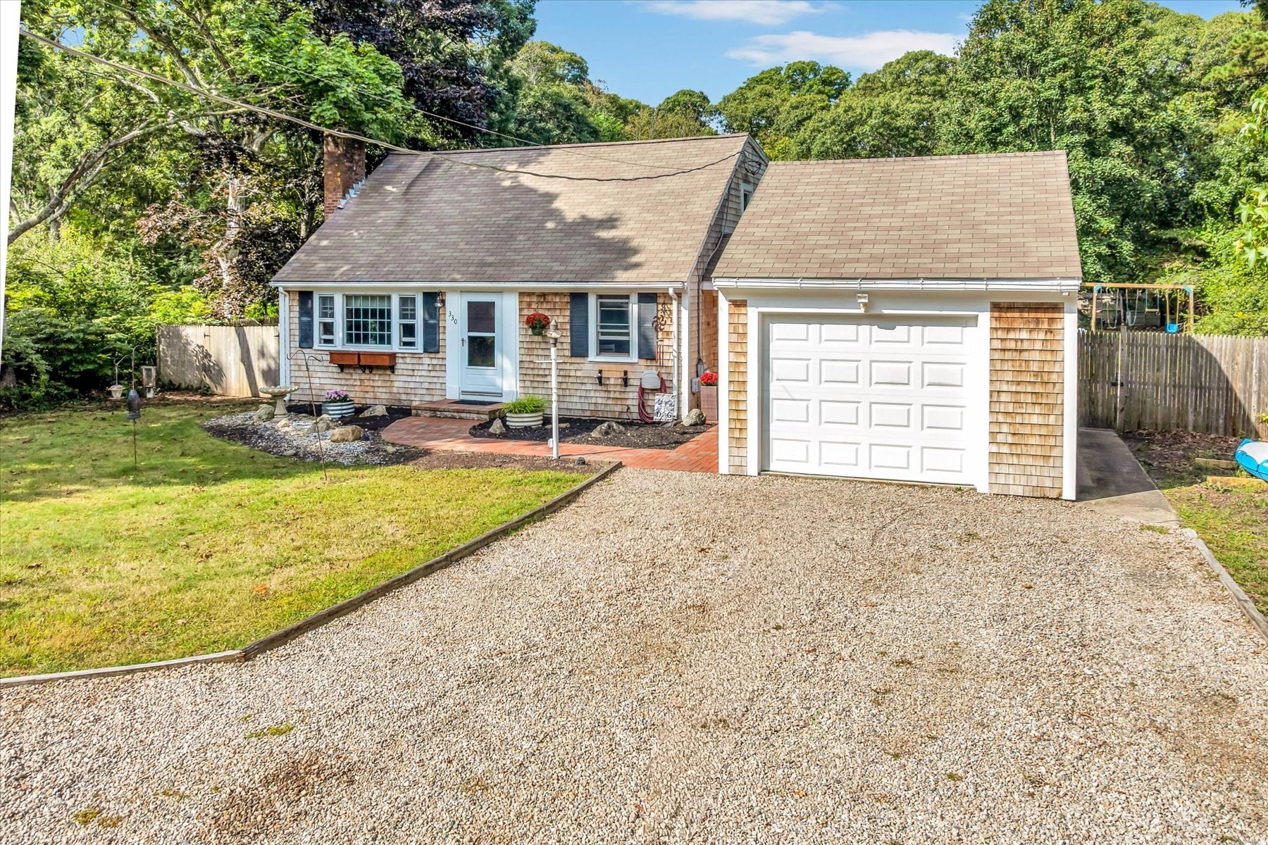 Casa Unifamiliar de 3 habitaciones en 330 Harwich Road, Brewster