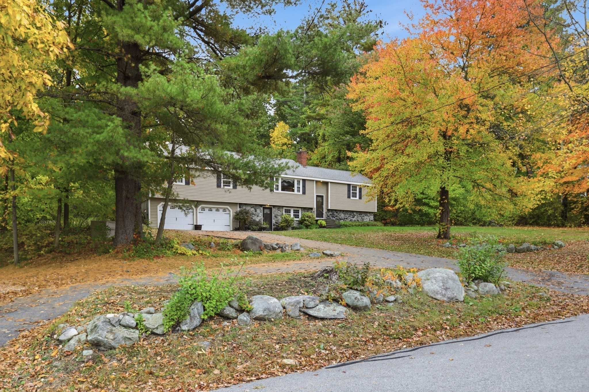 4-bed Single Family at 97 Cross Street, Andover