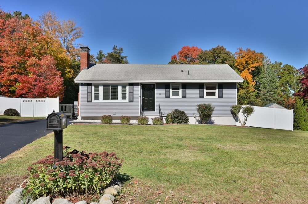 3-bed Single Family at 62 Michael Rd, Dracut