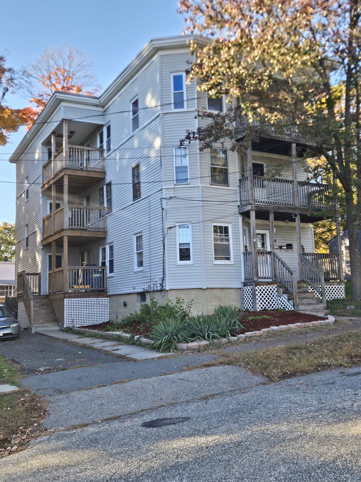 10-bed Multi-Family at 22-24 Came, Haverhill