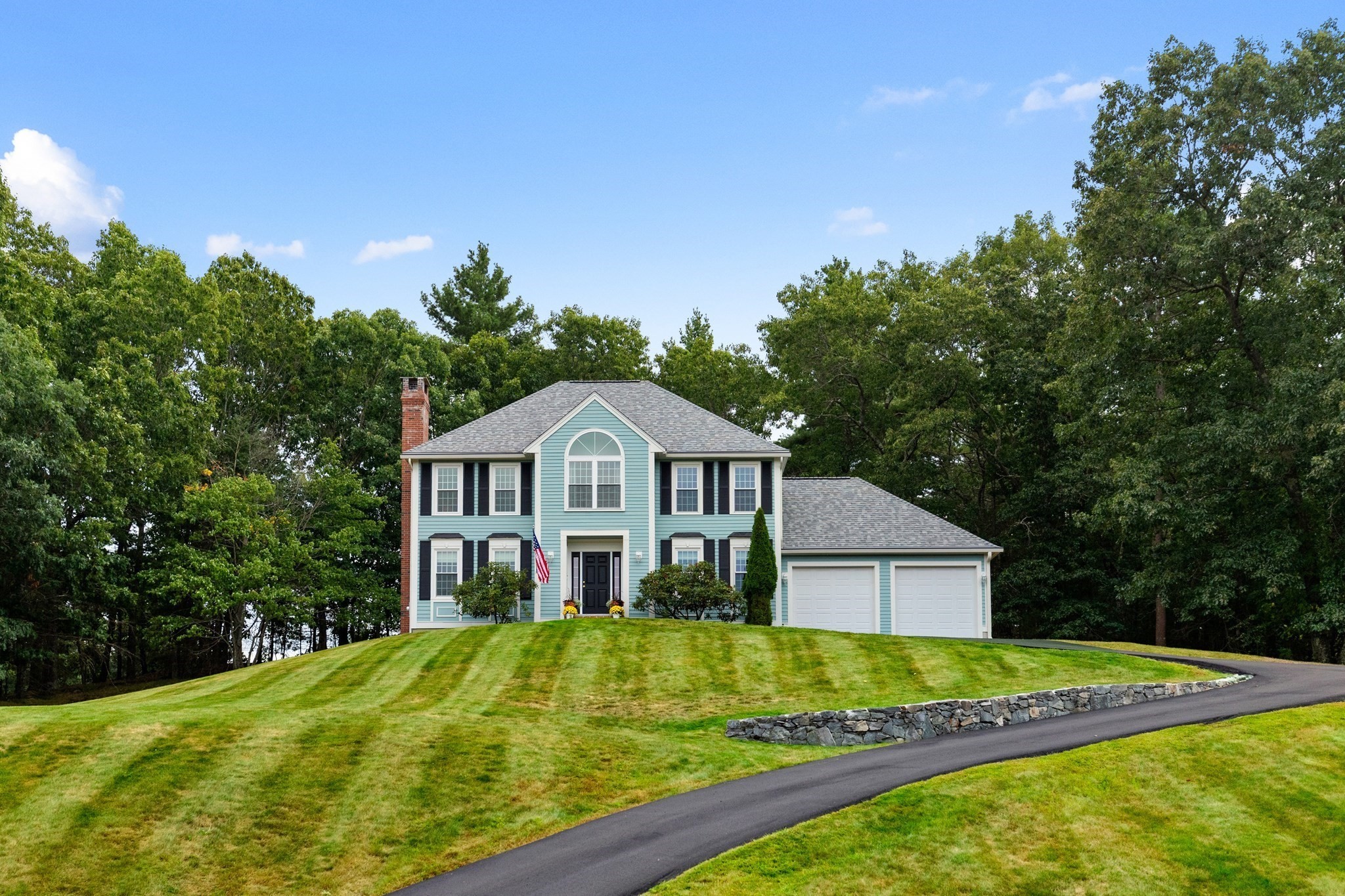 4-bed Single Family at 9 Hickory Lane, Ipswich