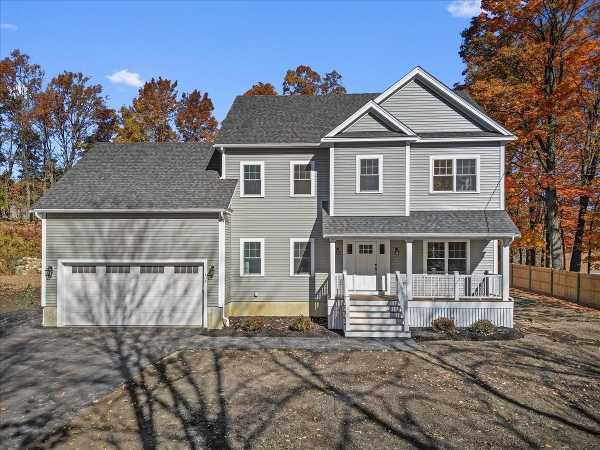 4-bed Single Family at 102 Center St., Groveland