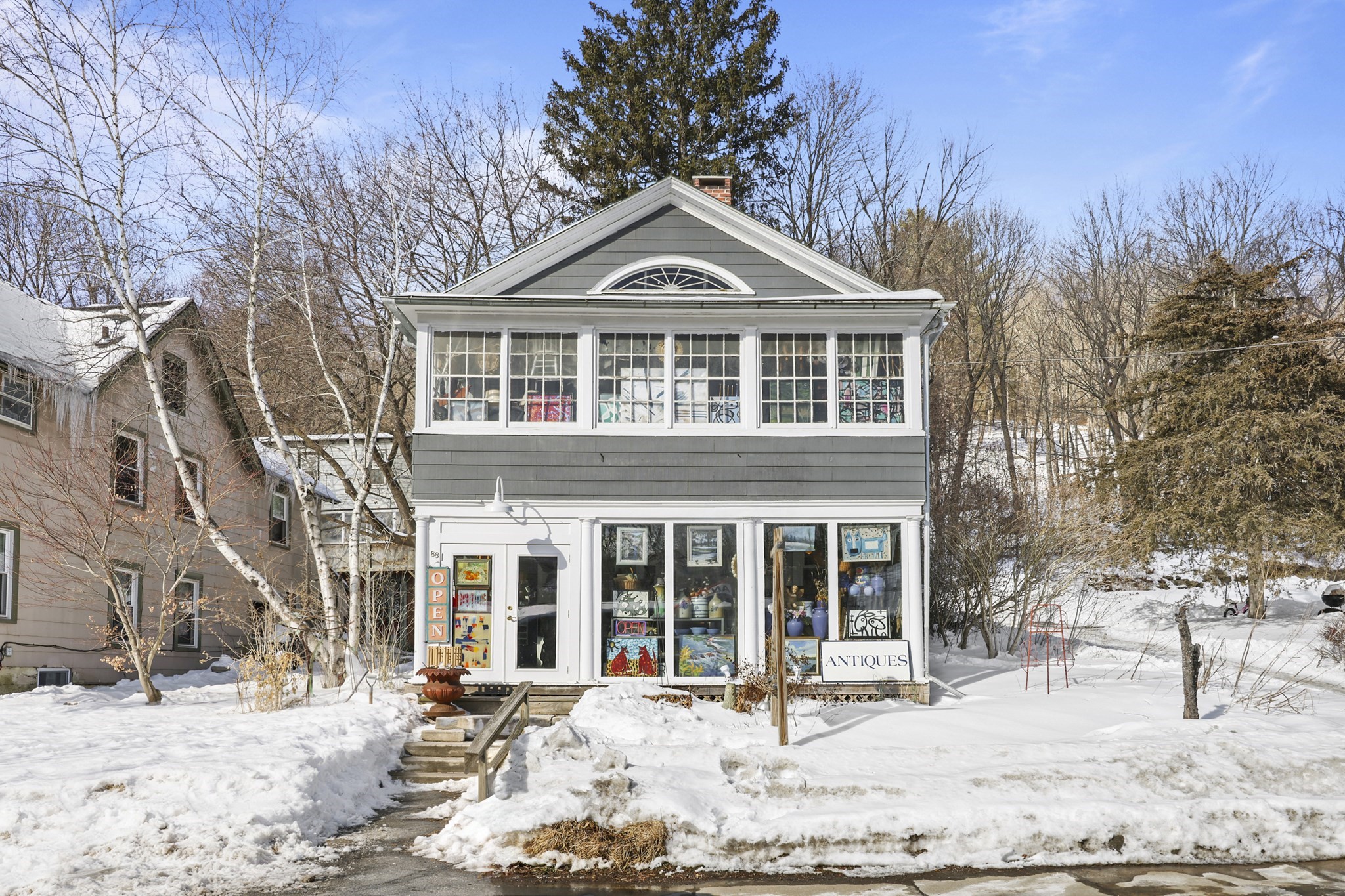 Comercial de 0 quartos em 88-90 Main St, Great Barrington