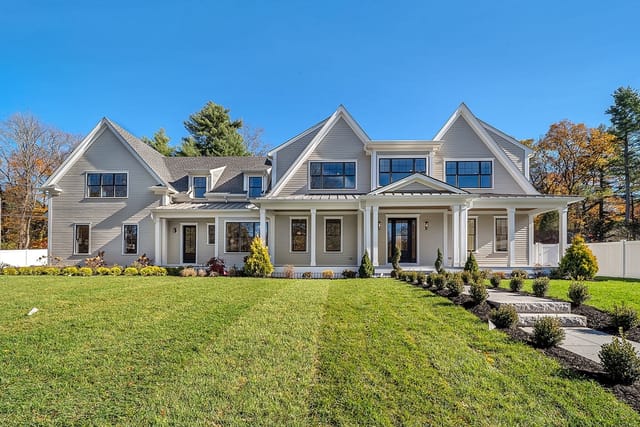 Casa Unifamiliar de 6 quartos em 8 Crestview Road, Needham