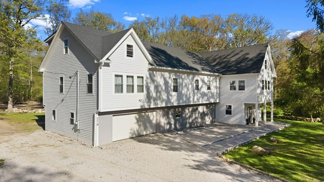 Casa Unifamiliar de 5 quartos em 270 Brayton Rd, Tiverton