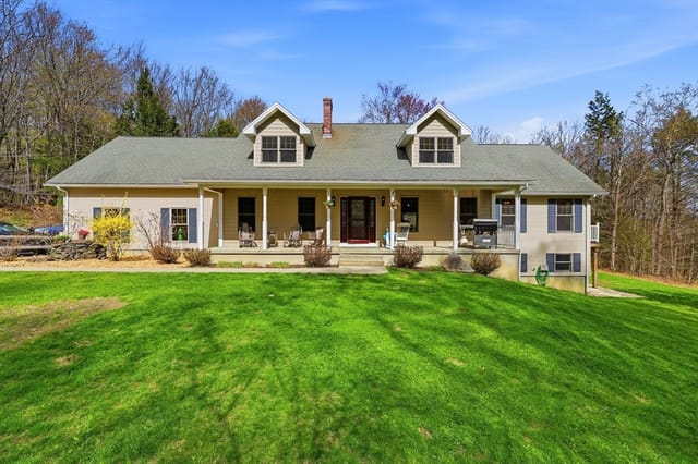 5-bed Single Family at 254 Bryant, Chesterfield
