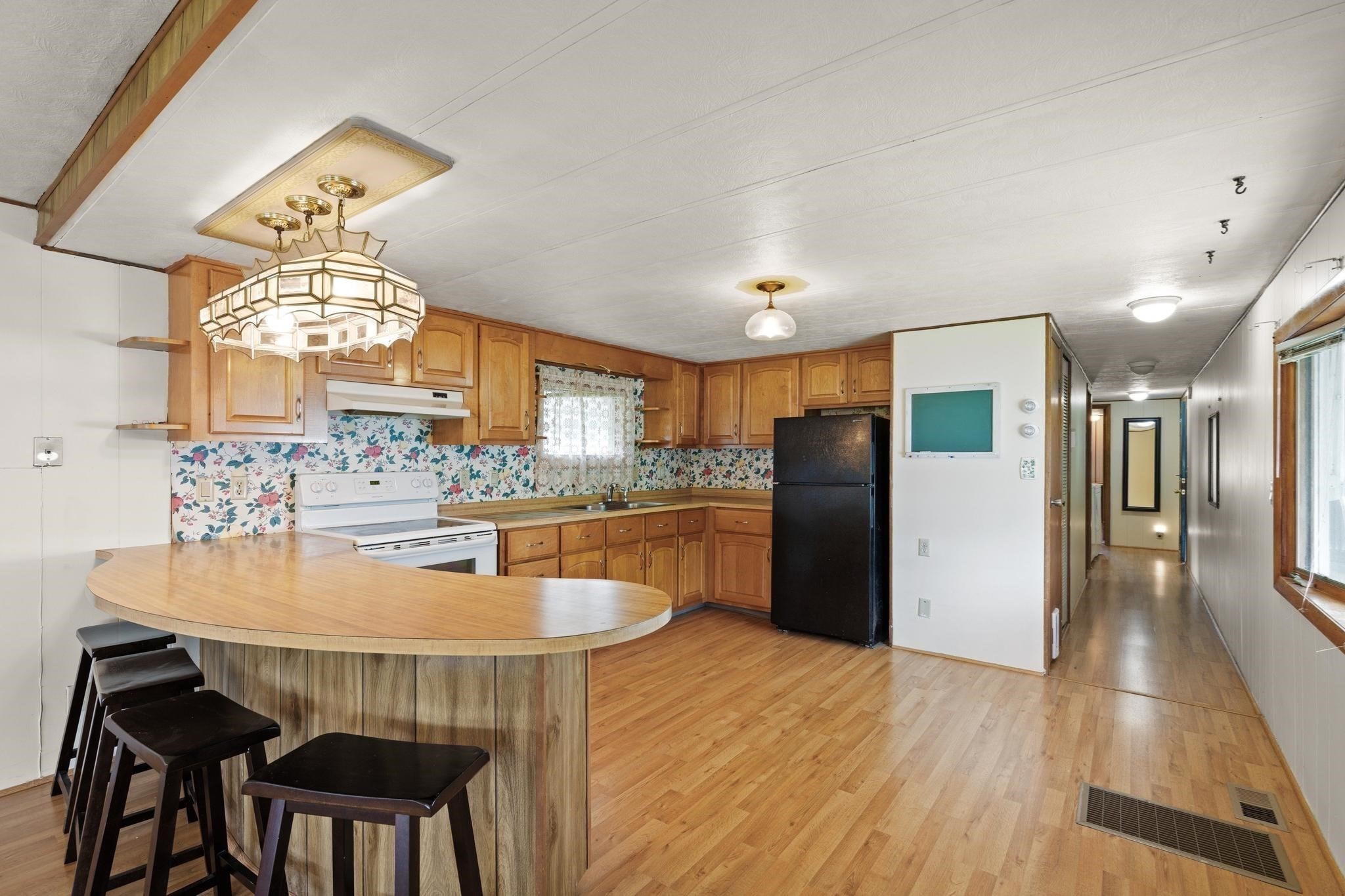 2-bed Single Family at 48 Easy Street, Raynham