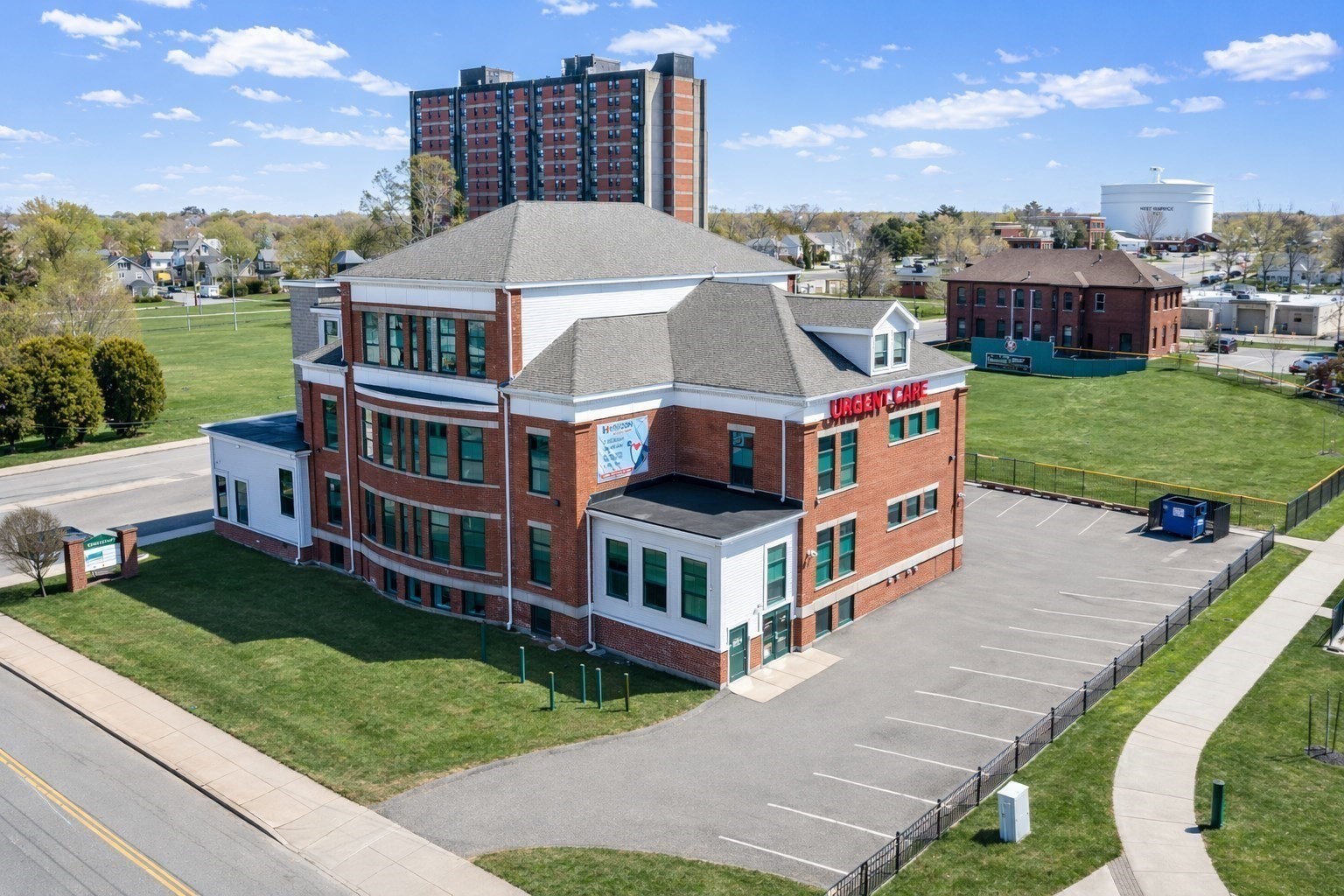 Comercial de 0 quartos em 1151 Robeson St, Fall River