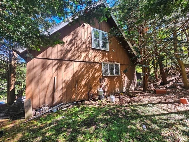 Casa Unifamiliar de 3 quartos em 57 E Hawley Rd, Charlemont