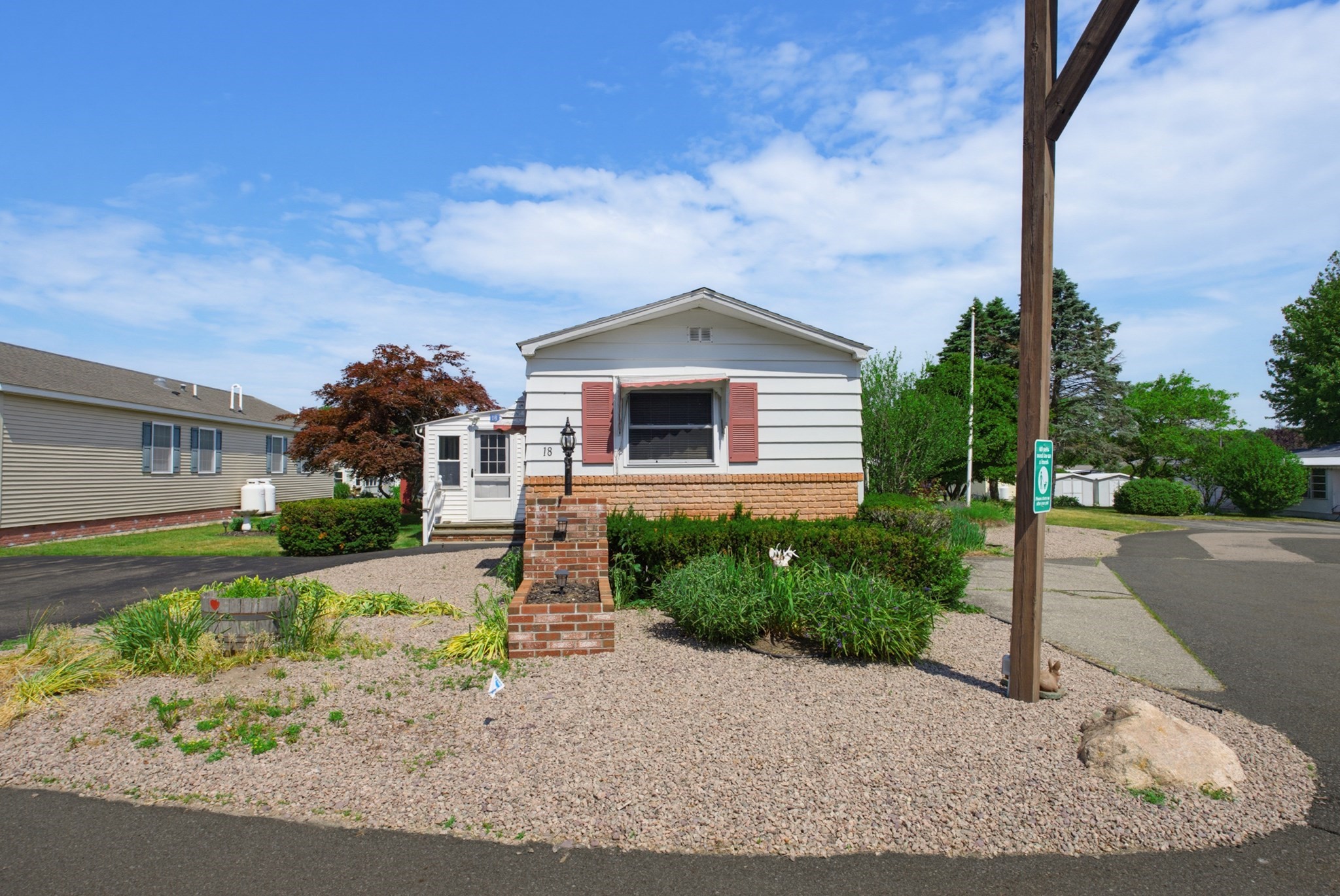 2-bed Single Family at 18 Sunset Lane, Plainville