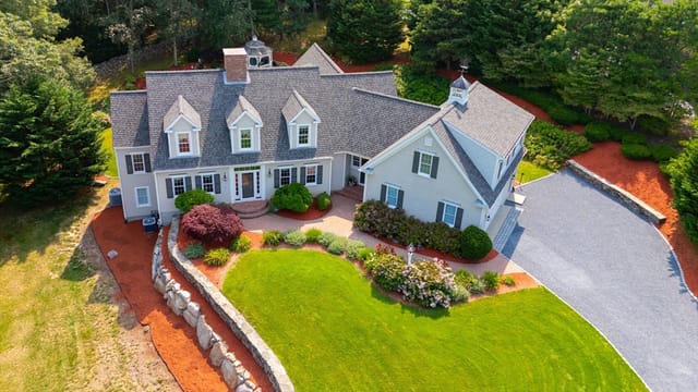 4-bed Single Family at 27 Openfield Road, Dennis