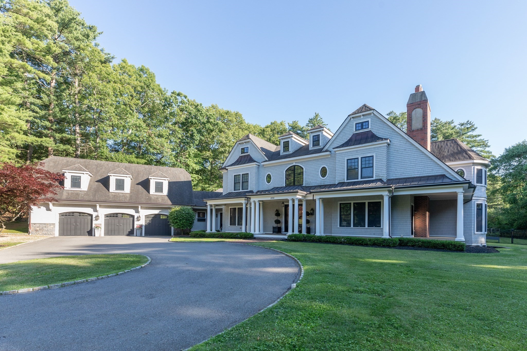5-bed Single Family at 226 Cochituate Rd, Wayland