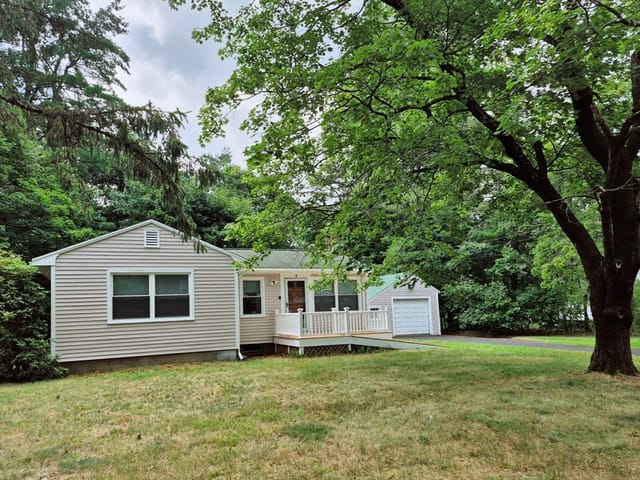 Casa Unifamiliar de 2 quartos em 9 Howell, Sudbury