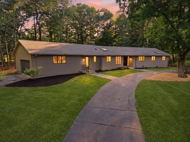 Casa Unifamiliar de 4 habitaciones en 20 Longfellow Rd, Holyoke