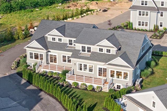 Condomínio de 3 quartos em 533 Woods Hole Road # B102, Falmouth