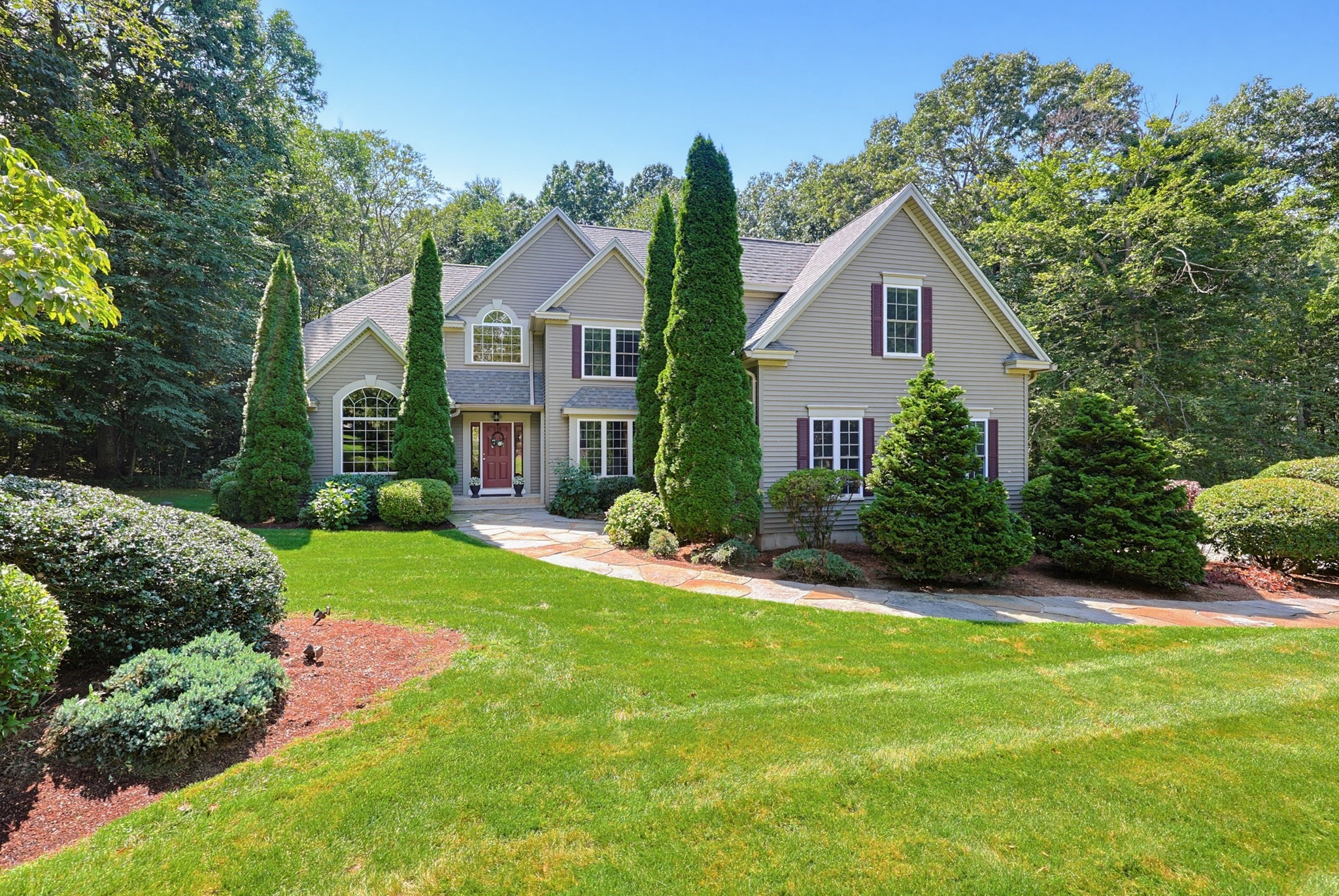 4-bed Single Family at 31 Hockanum Rd, Hadley