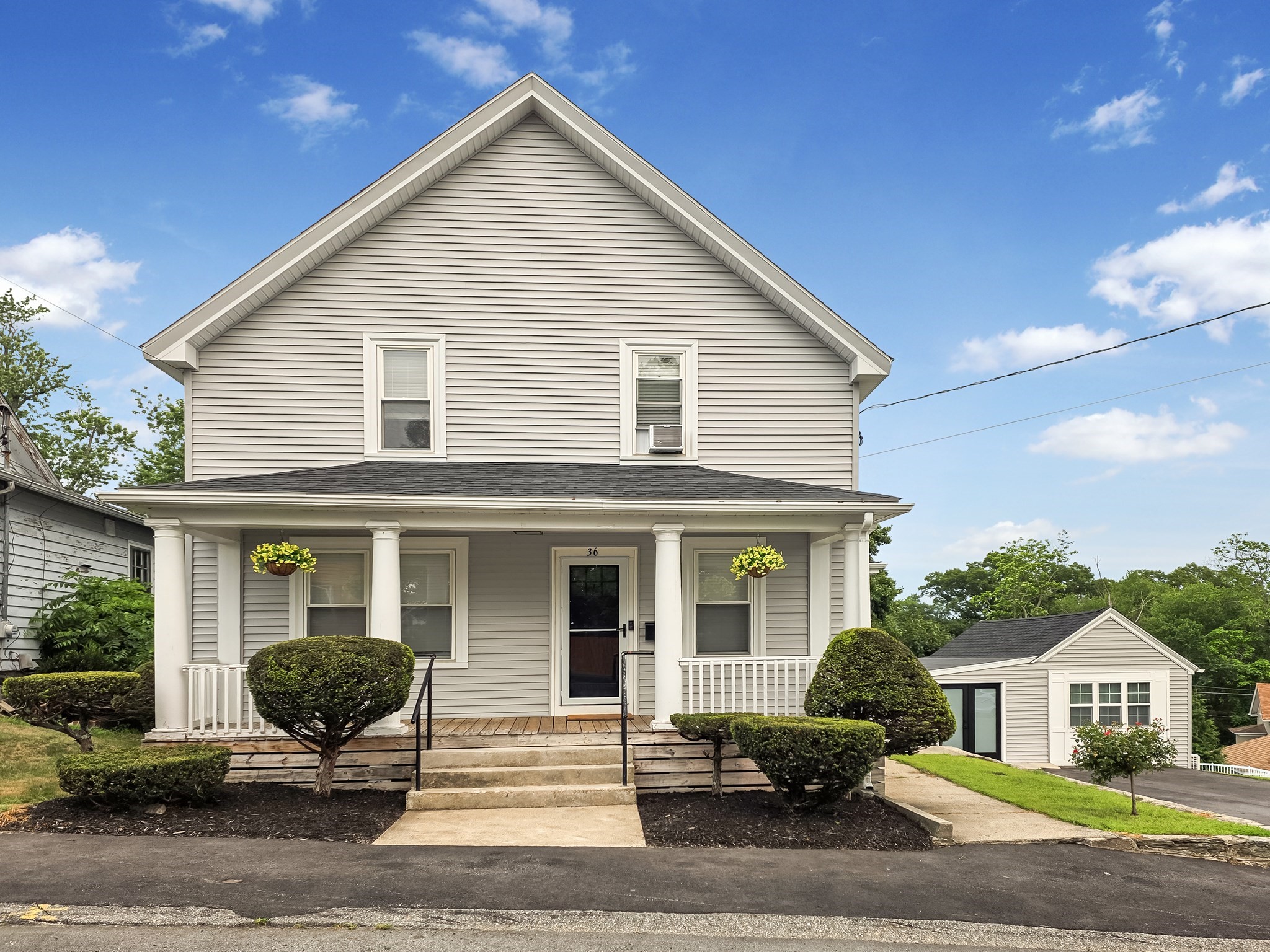 Casa Unifamiliar de 6 quartos em 36 Bellevue Ave, North Smithfield