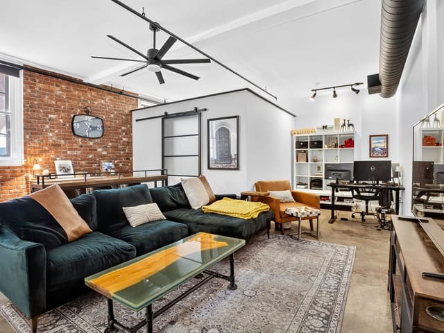 1-bed Condo at 7 Crombie St # 4, Salem