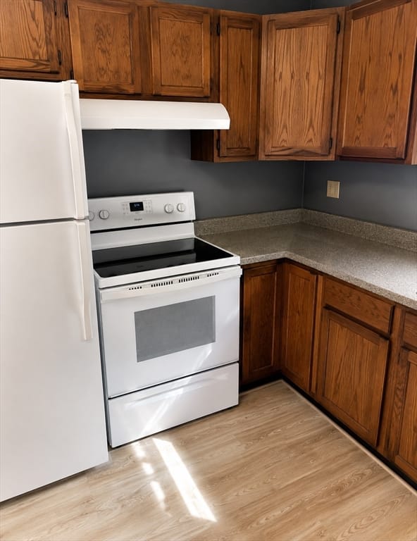 Condominio de 2 habitaciones en 96 Brook St # 96, Holyoke