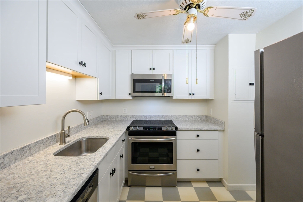 2-bed Condo at 25 Woodsum Drive # 7, Braintree