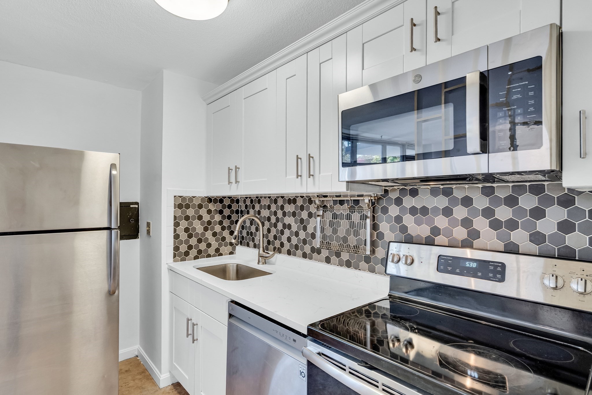 2-bed Condo at 125 Trapelo Road # 12, Belmont