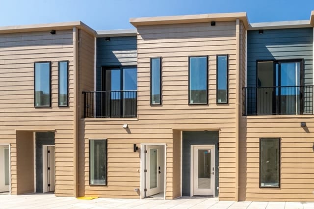 1-bed Condo at 150 Williams # 7, Chelsea