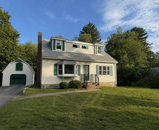 4-bed Single Family at 198 Union Street, Northbridge