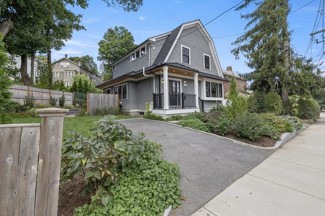 5-bed Single Family at 579 Centre St, Newton